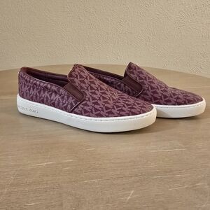 Michael Kors Purple Signature Logo Slip-On Sneaker Sz 6.5